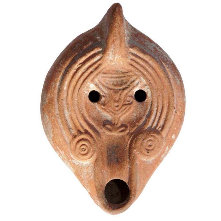Vase eucharistique. Marque de potier indéterminée. D. 130 x 91 x 39 mm Acquisition SVV Holz - Artles, Arles, France. Provenance inconnue. Voir fiche N° 20120324 137 Vase eucharistique. Marque de potier indéterminée. D. 130 x 91 x 39 mm Acquisition SVV Holz - Artles, Arles, France. Provenance inconnue. Voir fiche N° 20120324 137