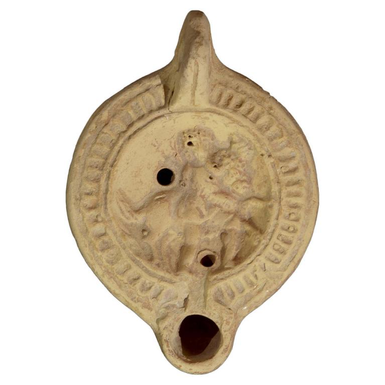 Homme maîtrisant un taureau par les cornes D.119 x 83 x 28 mm 20121125 021 Homme maîtrisant un taureau par les cornes D.119 x 83 x 28 mm 20121125 021