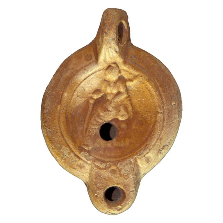 Motif indéterminé ( personnage ) D. 103 x 70 x 27 mm Acquisition SVV Nantes Enchères Talma 20121206 022 Motif indéterminé ( personnage ) D. 103 x 70 x 27 mm Acquisition SVV Nantes Enchères Talma 20121206 022