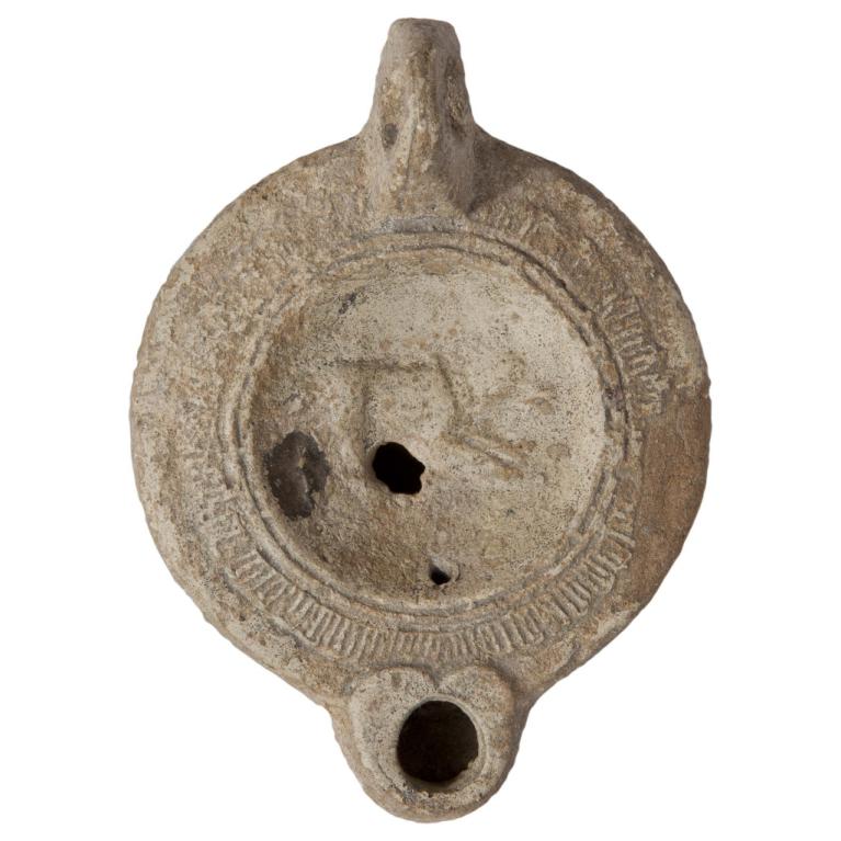 Chien de profil à droite D. 113 x 83 x 29 mm Acquisition SVV Claude Aguttes SAS, Lyon, France. Provenance inconnue. Voir fiche N° 20121220 121 Chien de profil à droite D. 113 x 83 x 29 mm Acquisition SVV Claude Aguttes SAS, Lyon, France. Provenance inconnue. Voir fiche N° 20121220 121