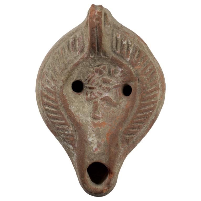 Personnage de profil à droite Marque de potier, croix Motif Identique sur : www.roman-times.net (H37) Acquisition SVV Walper - Mica 20131018 016 Personnage de profil à droite Marque de potier, croix Motif Identique sur : www.roman-times.net (H37) Acquisition SVV Walper - Mica 20131018 016