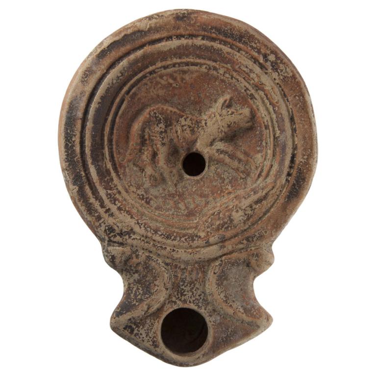 Chien de profil droit. Signature NOVIVS D. 107 x 78 x 24 mm Acquisition SVV Hôtel des Ventes de Draguignan. Voir fiche N° 20140314 032 Chien de profil droit. Signature NOVIVS D. 107 x 78 x 24 mm Acquisition SVV Hôtel des Ventes de Draguignan. Voir fiche N° 20140314 032