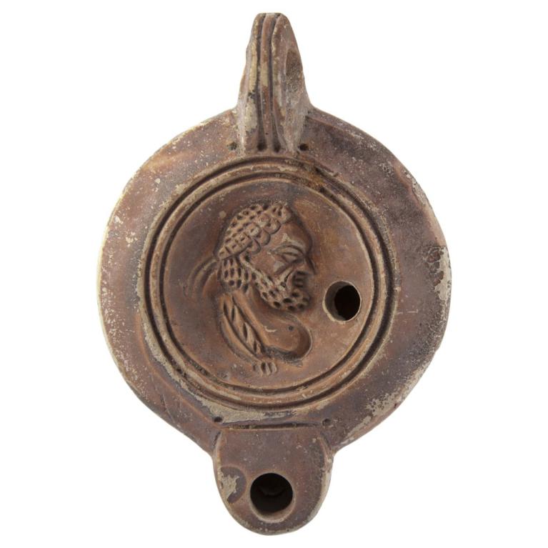 Buste d'Hercule barbu, le front ceint d'un diadème ou d'un bandeau. Signature, CIVNALE D. 104 x 72 x 22 mm Acquisition SVV Hôtel des Ventes de Draguignan, Draguignan, France. Provenance inconnue. Voir fiche 20140314 075 Buste d'Hercule barbu, le front ceint d'un diadème ou d'un bandeau. Signature, CIVNALE D. 104 x 72 x 22 mm Acquisition SVV Hôtel des Ventes de Draguignan, Draguignan, France. Provenance inconnue. Voir fiche 20140314 075