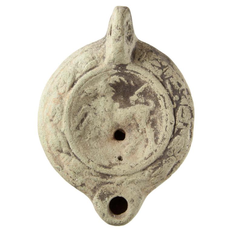 Antilope de profil à gauche D. 123 x 88 x 28 mm Acquisition SVV Millon et Associés. N° 20141121 117 Antilope de profil à gauche D. 123 x 88 x 28 mm Acquisition SVV Millon et Associés. N° 20141121 117