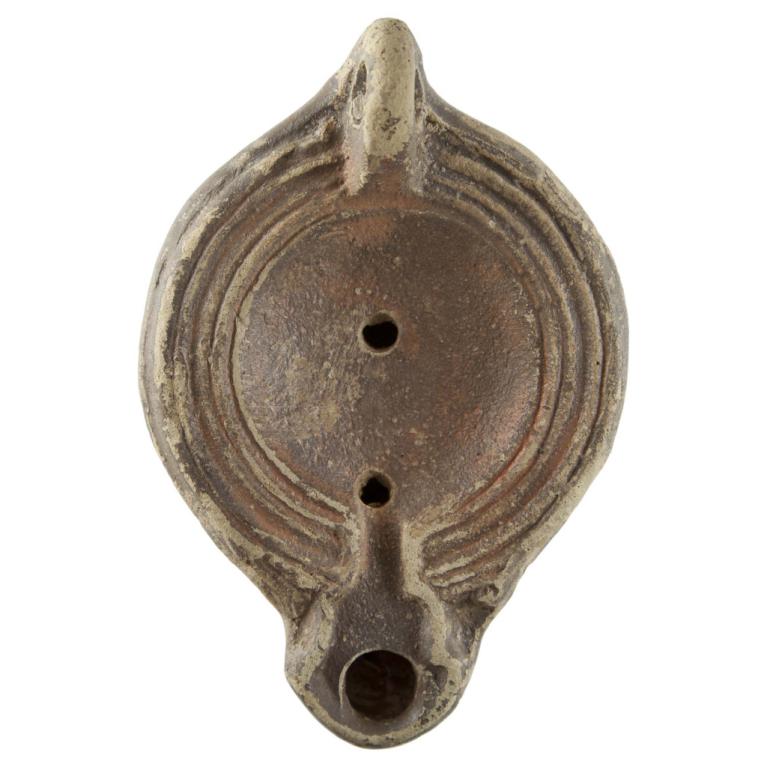 Pièce trouvée en 1969 à Aïn Djeloula, région de Kairouan en Tunisie. Collection de Monsieur J.... D. 114 x 76 x 32 mm 20141122 025