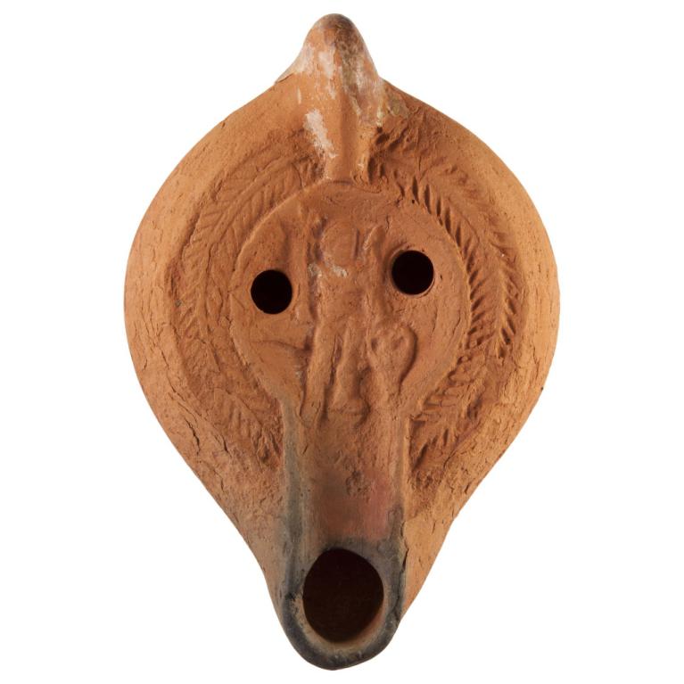 Thème indéterminé. Personnage avec amphore ? D. 112 x 76 x 31 mm Ex collection VG. Provenance inconnue. N° 20150518 125 Thème indéterminé. Personnage avec amphore ? D. 112 x 76 x 31 mm Ex collection VG. Provenance inconnue. N° 20150518 125