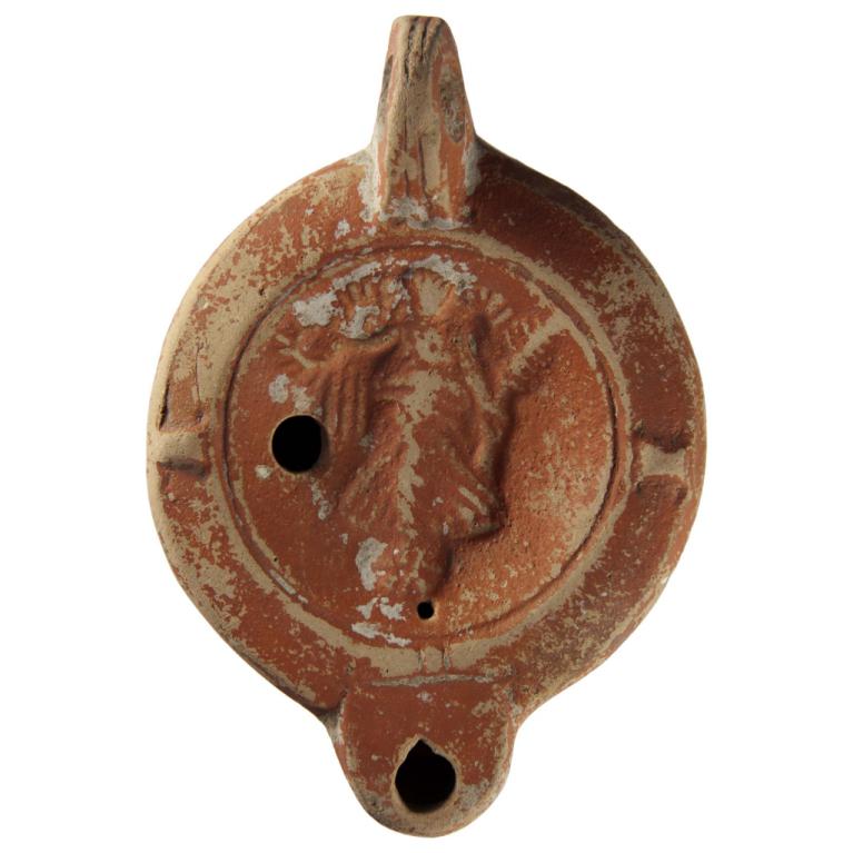 Victoire sur le globe céleste tenant la palme et une couronne Signature C IVN ALEX D. 126 x 88 x 31 mm Ex collection VG N° 20151009 001 Victoire sur le globe céleste tenant la palme et une couronne Signature C IVN ALEX D. 126 x 88 x 31 mm Ex collection VG N° 20151009 001