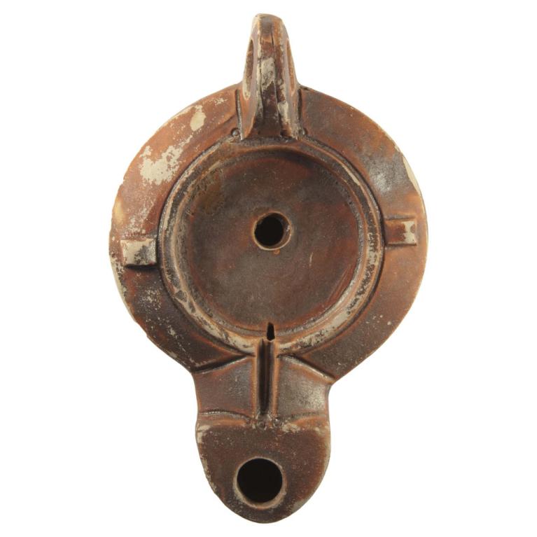 D. 108 x 69 x 31 mm Signature PVLCHRI Cf. Deneauve 1969, type IX A n°1026 Acquisition SVV Hôtel des Vente Montpellier-Languedoc Ancienne collection GD, provenance Tunisie N° 20151202 036 D. 108 x 69 x 31 mm Signature PVLCHRI Cf. Deneauve 1969, type IX A n°1026 Acquisition SVV Hôtel des Vente Montpellier-Languedoc Ancienne collection GD, provenance Tunisie N° 20151202 036