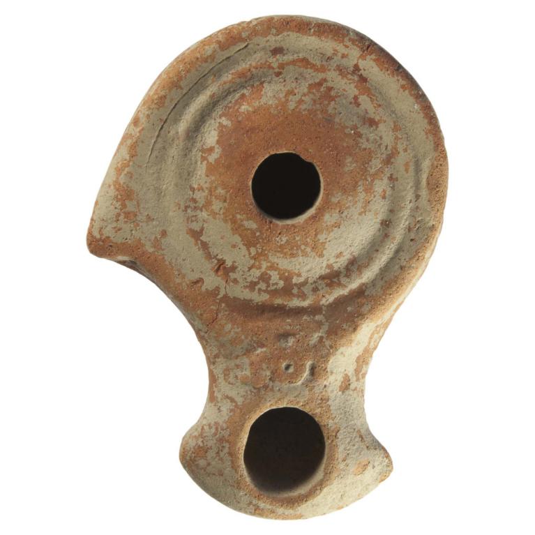 Signe de Tanit sur le bec D. 76 x 55 x 34 mm Ex collection Naïdé Ferchiou, provenance Tunisie 20160202 010 Signe de Tanit sur le bec D. 76 x 55 x 34 mm Ex collection Naïdé Ferchiou, provenance Tunisie 20160202 010