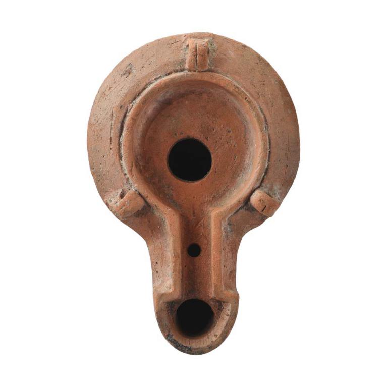 D. 67 x 45 x 22 mm Marque de potier FORTIS Acquisition SVV Boscher Enchères, Cherbourg, France. Provenance inconnue. Voir fiche N° 20171204 001 D. 67 x 45 x 22 mm Marque de potier FORTIS Acquisition SVV Boscher Enchères, Cherbourg, France. Provenance inconnue. Voir fiche N° 20171204 001