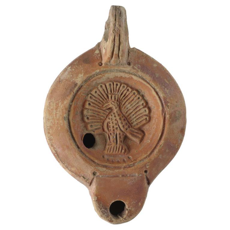 Paon de face, faisant la roue. Signature MIƧE avec marque de potier (palme). D. 105 x 70 x 27 mm Acquisition SVV Delvaux Jean-Marc, Paris, France. Provenance inconnue. Voir fiche N° 20180629 007 Paon de face, faisant la roue. Signature MIƧE avec marque de potier (palme). D. 105 x 70 x 27 mm Acquisition SVV Delvaux Jean-Marc, Paris, France. Provenance inconnue. Voir fiche N° 20180629 007
